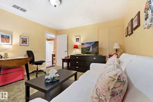 11903 125 Street Nw, Edmonton, AB - Indoor Photo Showing Other Room