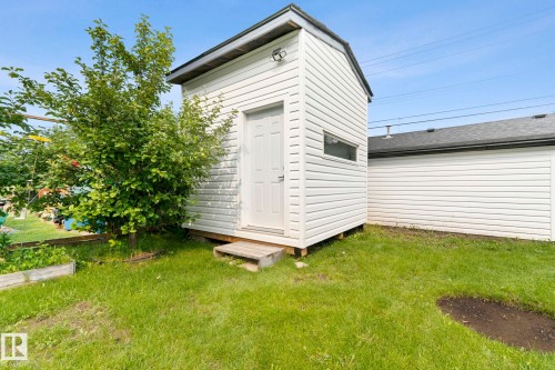 11903 125 Street Nw, Edmonton, AB - Outdoor
