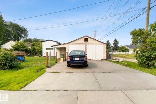 11903 125 Street Nw, Edmonton, AB - Outdoor
