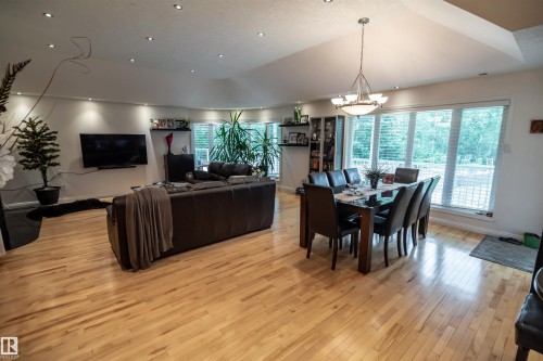 5631 49 Street, Rural Lac Ste. Anne County, AB - Indoor
