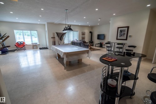 5631 49 Street, Rural Lac Ste. Anne County, AB - Indoor