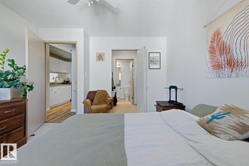 #428 2520 50 St Nw, Edmonton, AB - Indoor Photo Showing Bedroom