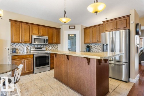 10107 97 Street, Morinville, AB - Indoor Photo Showing Kitchen