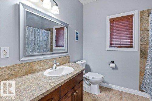 10107 97 Street, Morinville, AB - Indoor Photo Showing Bathroom