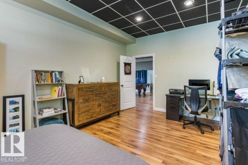 10107 97 Street, Morinville, AB - Indoor Photo Showing Bedroom