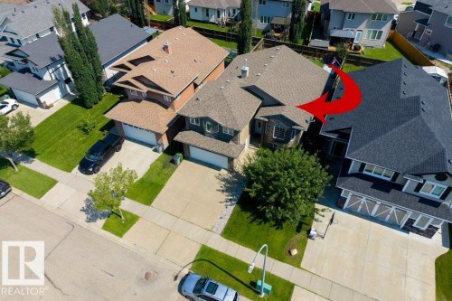 10107 97 Street, Morinville, AB - Outdoor