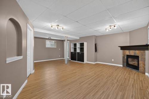387 Foxboro Way, Sherwood Park, AB - Indoor With Fireplace