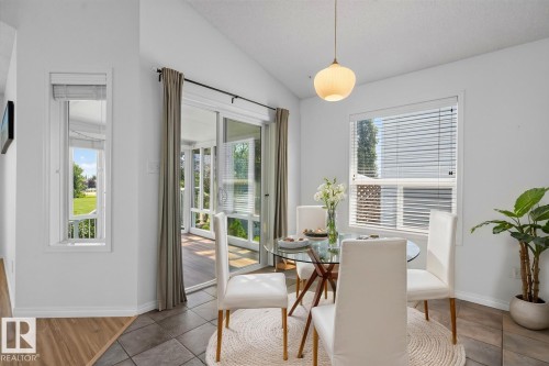 387 Foxboro Way, Sherwood Park, AB - Indoor Photo Showing Dining Room
