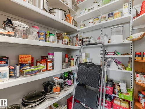 1A 53521 Rge Rd 272, Rural Parkland County, AB - Indoor With Storage