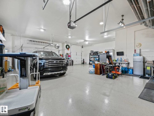1A 53521 Rge Rd 272, Rural Parkland County, AB - Indoor Photo Showing Garage