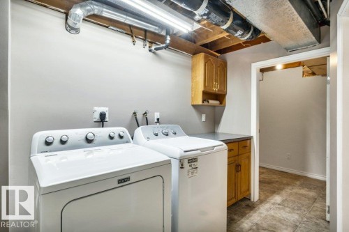 9 Linden St, Spruce Grove, AB - Indoor Photo Showing Laundry Room