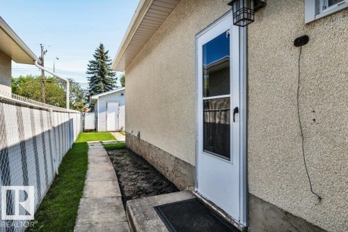 9 Linden St, Spruce Grove, AB - Outdoor With Exterior