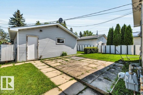 9 Linden St, Spruce Grove, AB - Outdoor With Exterior