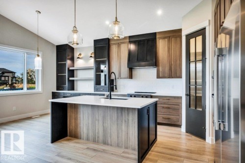 21 Norwyck Way, Spruce Grove, AB - Indoor Photo Showing Kitchen With Upgraded Kitchen