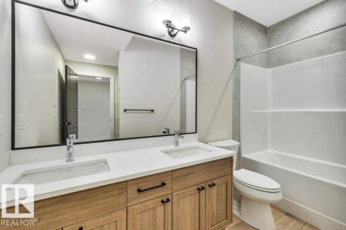 21 Norwyck Way, Spruce Grove, AB - Indoor Photo Showing Bathroom