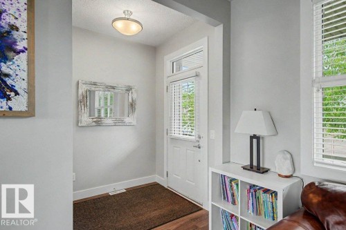 1303 162 Street Sw, Edmonton, AB - Indoor Photo Showing Other Room