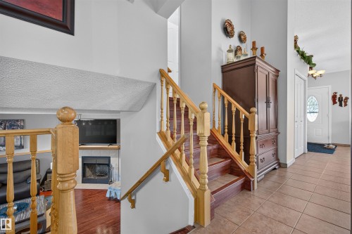 19 Desmarais Crescent, St. Albert, AB - Indoor Photo Showing Other Room