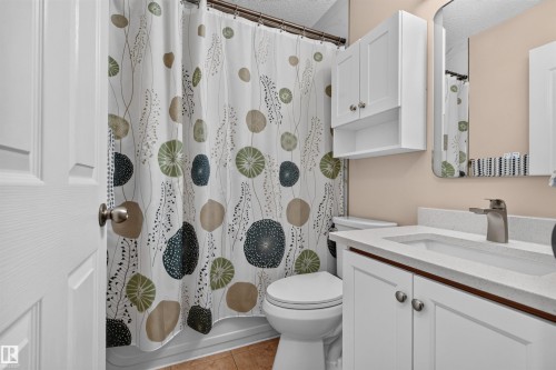 19 Desmarais Crescent, St. Albert, AB - Indoor Photo Showing Bathroom