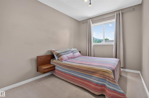 19 Desmarais Crescent, St. Albert, AB - Indoor Photo Showing Bedroom