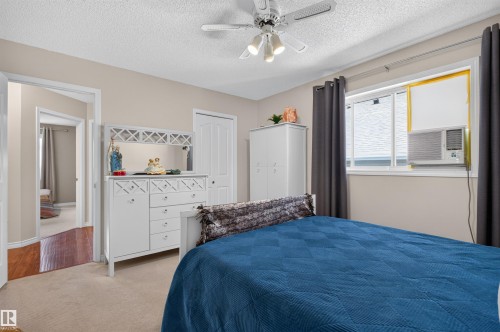 19 Desmarais Crescent, St. Albert, AB - Indoor Photo Showing Bedroom
