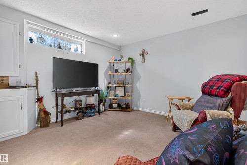 19 Desmarais Crescent, St. Albert, AB - Indoor