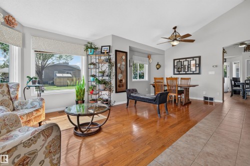 19 Desmarais Crescent, St. Albert, AB - Indoor Photo Showing Living Room