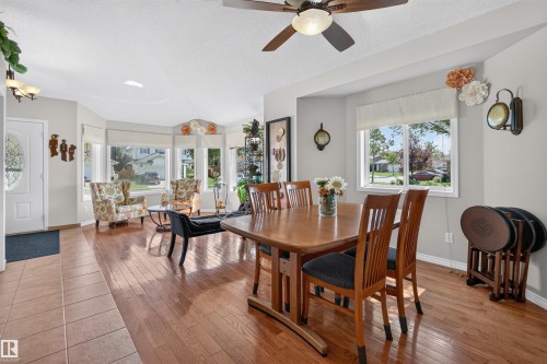 19 Desmarais Crescent, St. Albert, AB - Indoor Photo Showing Dining Room