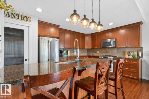 817 Southfork Green, Leduc, AB 