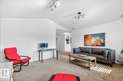 817 Southfork Green, Leduc, AB 
