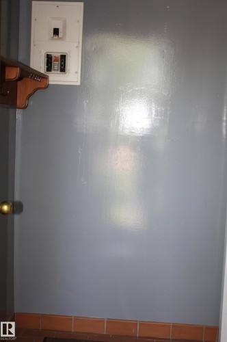 Image quality insufficient for description - 5227 51 Street, Redwater, AB - Indoor