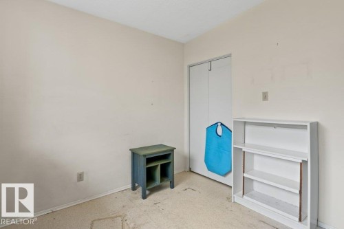 11408 53 Avenue Nw, Edmonton, AB - Indoor Photo Showing Other Room