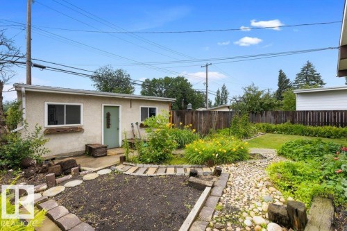 11408 53 Avenue Nw, Edmonton, AB - Outdoor