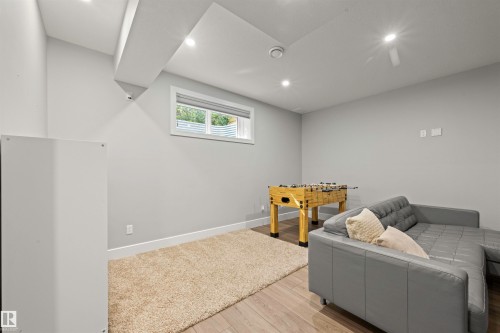 14605 78 Avenue Nw, Edmonton, AB - Indoor
