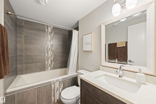 14605 78 Avenue Nw, Edmonton, AB - Indoor Photo Showing Bathroom