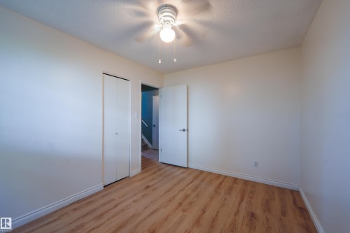 8920A 144 Avenue Nw, Edmonton, AB - Indoor Photo Showing Other Room