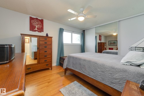 4303 46 Street, Stony Plain, AB - Indoor Photo Showing Bedroom