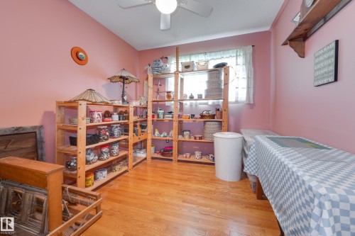 4303 46 Street, Stony Plain, AB - Indoor Photo Showing Bedroom