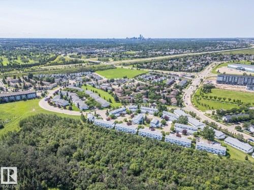 #42 450 Hyndman Cr Nw, Edmonton, AB - Outdoor With View