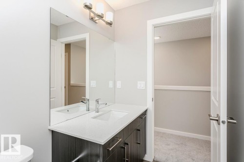 306 Hawthorn Way, Leduc, AB 