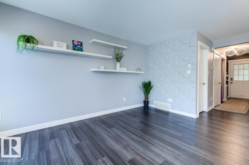 12114 16 Avenue Sw, Edmonton, AB - Indoor Photo Showing Other Room