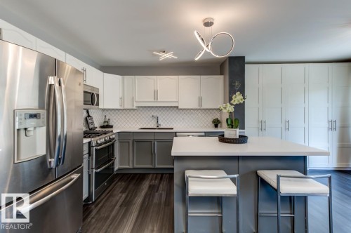12114 16 Avenue Sw, Edmonton, AB - Indoor Photo Showing Kitchen With Upgraded Kitchen