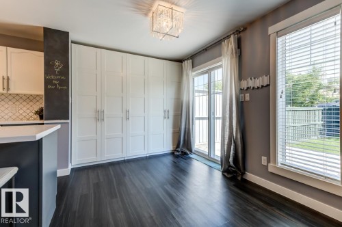 12114 16 Avenue Sw, Edmonton, AB - Indoor