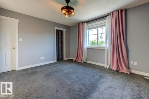 12114 16 Avenue Sw, Edmonton, AB - Indoor
