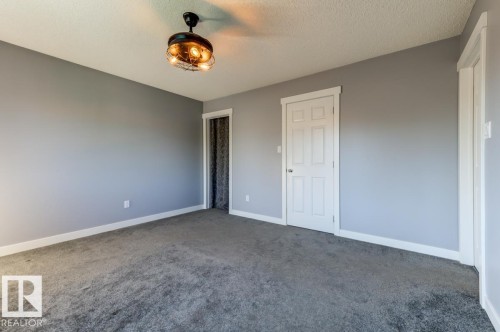 12114 16 Avenue Sw, Edmonton, AB - Indoor Photo Showing Other Room