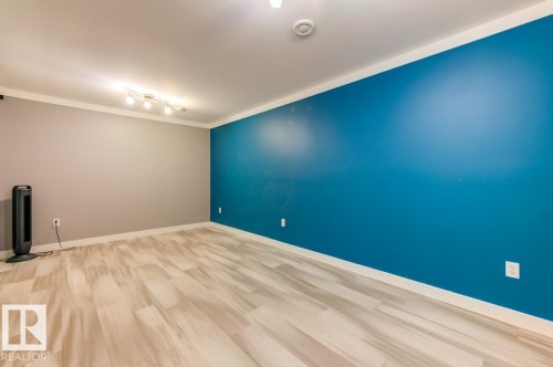 12114 16 Avenue Sw, Edmonton, AB - Indoor Photo Showing Other Room
