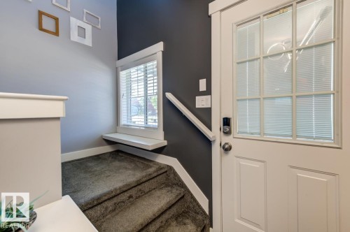 12114 16 Avenue Sw, Edmonton, AB - Indoor Photo Showing Other Room