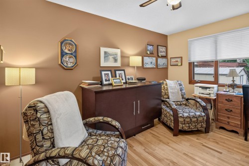 304 Fir Street, Sherwood Park, AB - Indoor