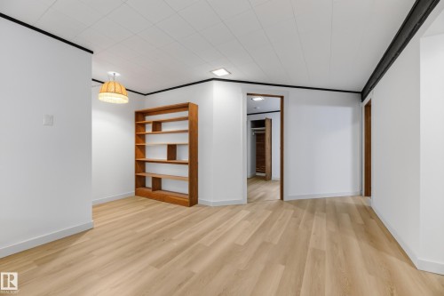 304 Fir Street, Sherwood Park, AB - Indoor Photo Showing Other Room