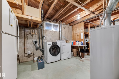 304 Fir Street, Sherwood Park, AB - Indoor Photo Showing Laundry Room