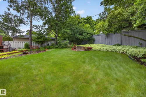 304 Fir Street, Sherwood Park, AB - Outdoor With Backyard